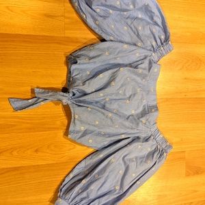 Forever 21 cropped of the shoulder top